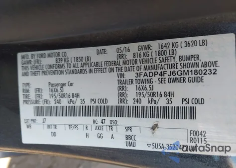 2016 Ford Fiesta Titanium z USA, uszkodzony, nr VIN 3FADP4FJ6GM180232